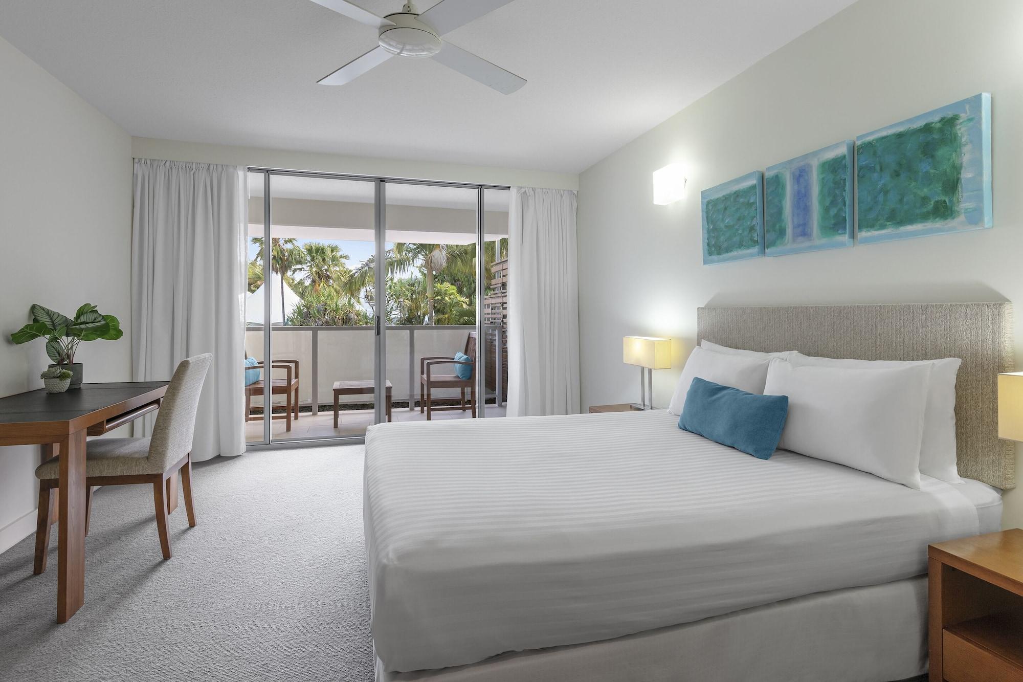 Drift Palm Cove Hotel Екстериор снимка