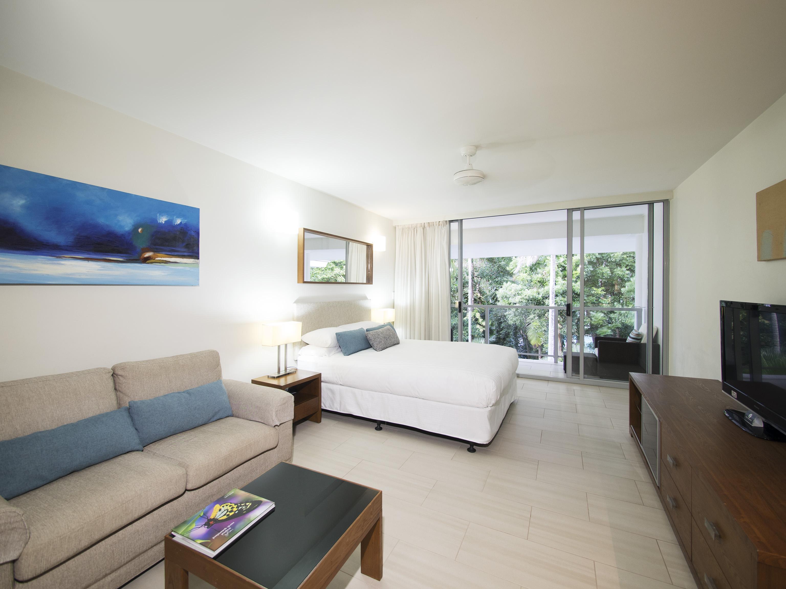 Drift Palm Cove Hotel Екстериор снимка