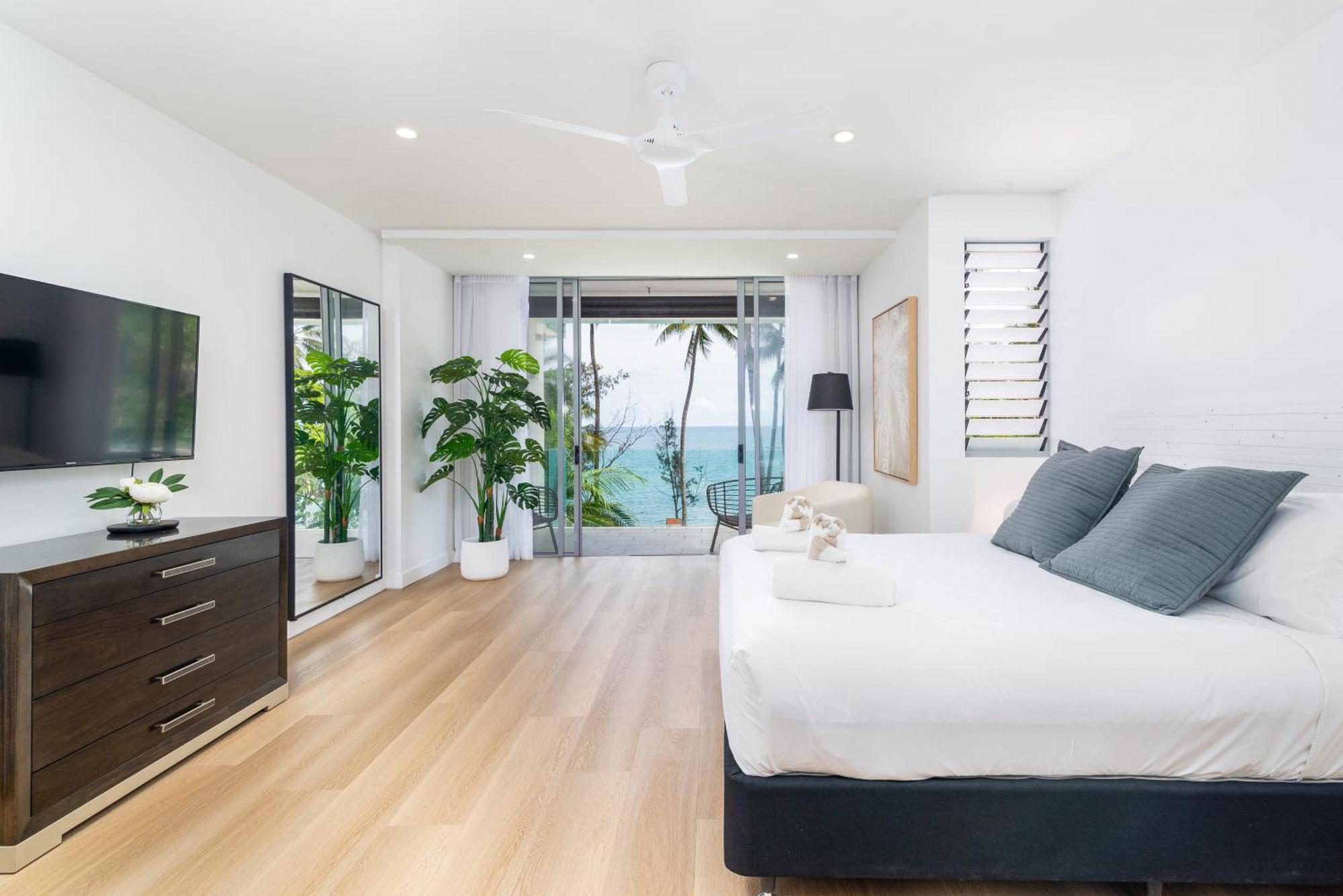 Drift Palm Cove Hotel Екстериор снимка