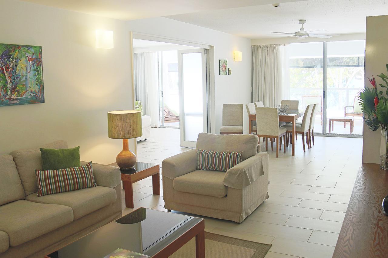 Drift Palm Cove Hotel Екстериор снимка