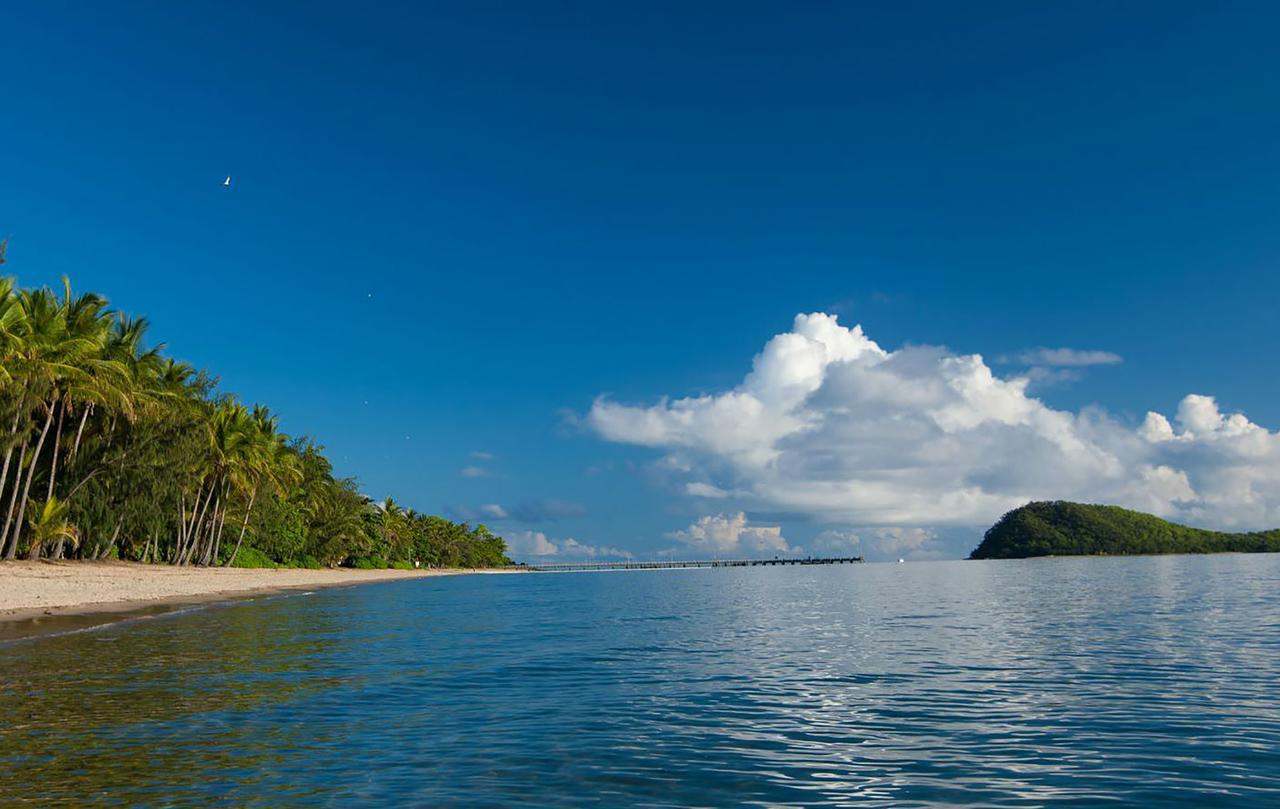 Drift Palm Cove Hotel Екстериор снимка