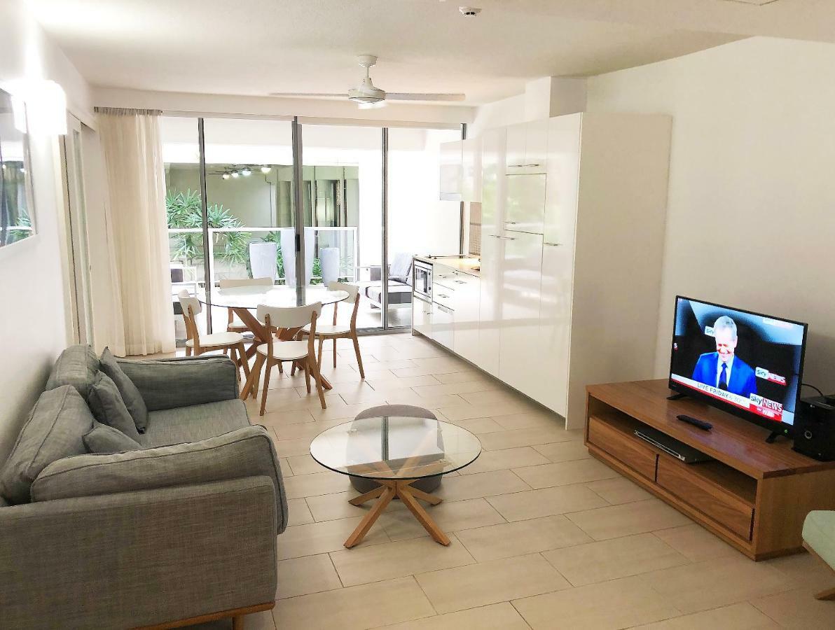 Drift Palm Cove Hotel Екстериор снимка