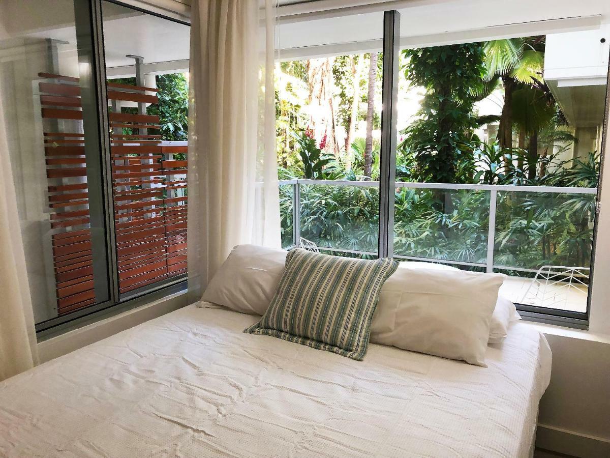 Drift Palm Cove Hotel Екстериор снимка