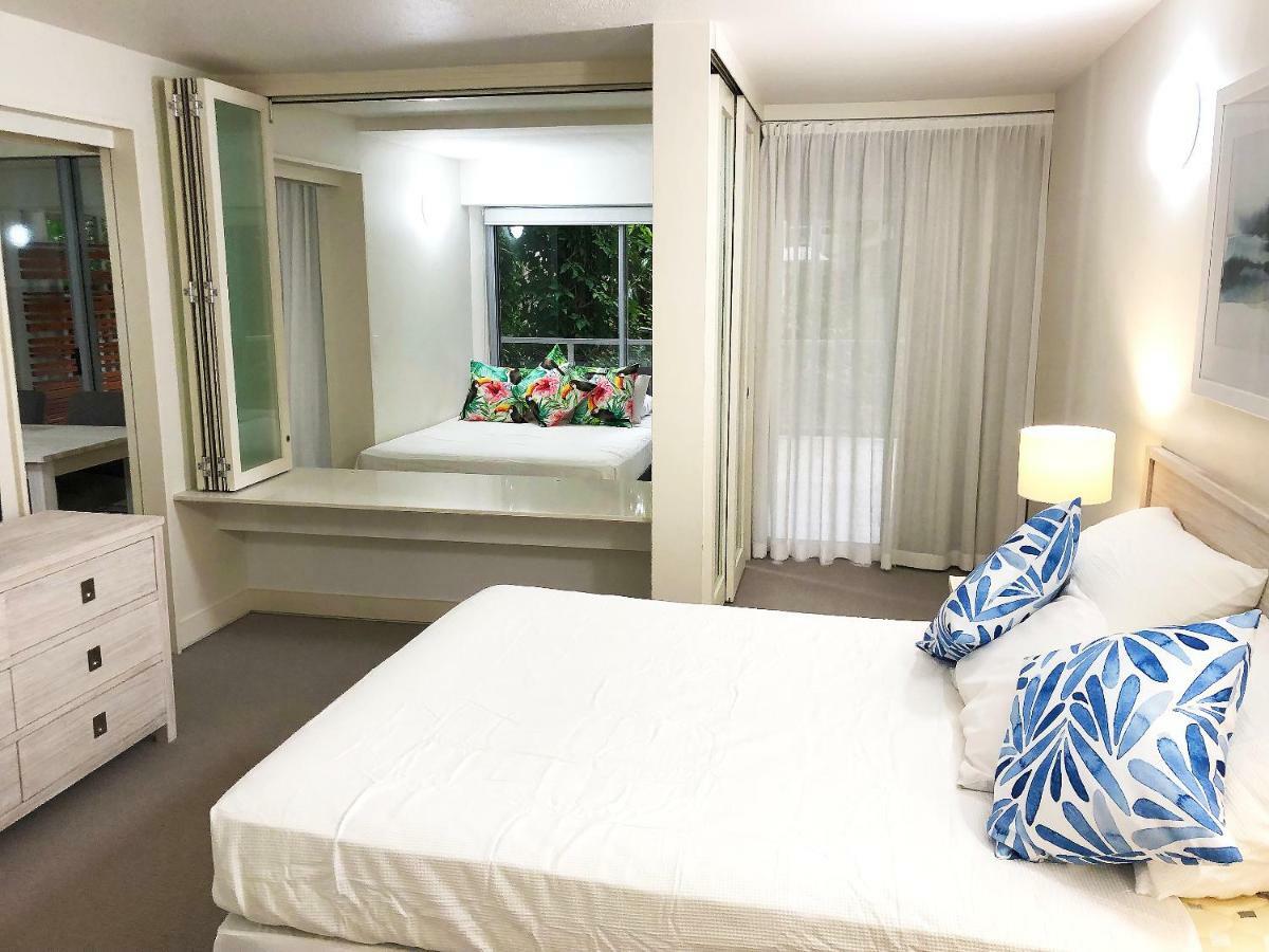Drift Palm Cove Hotel Екстериор снимка